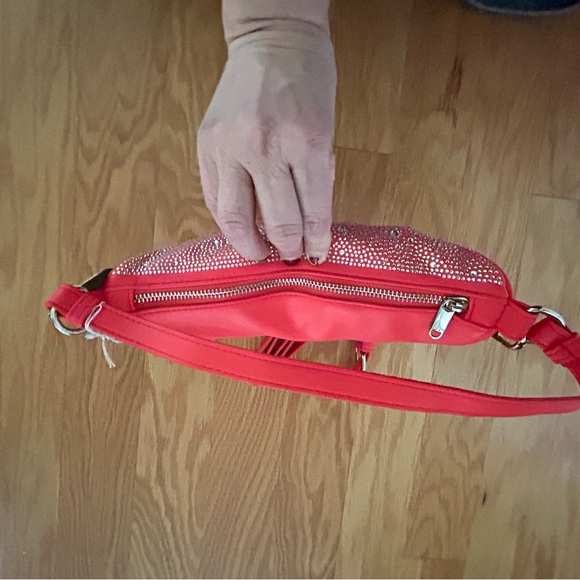 BNWT Wild Fable Red Vegan Leather Bling Crossbody Bag with Adjustable straps - Picture 6 of 7